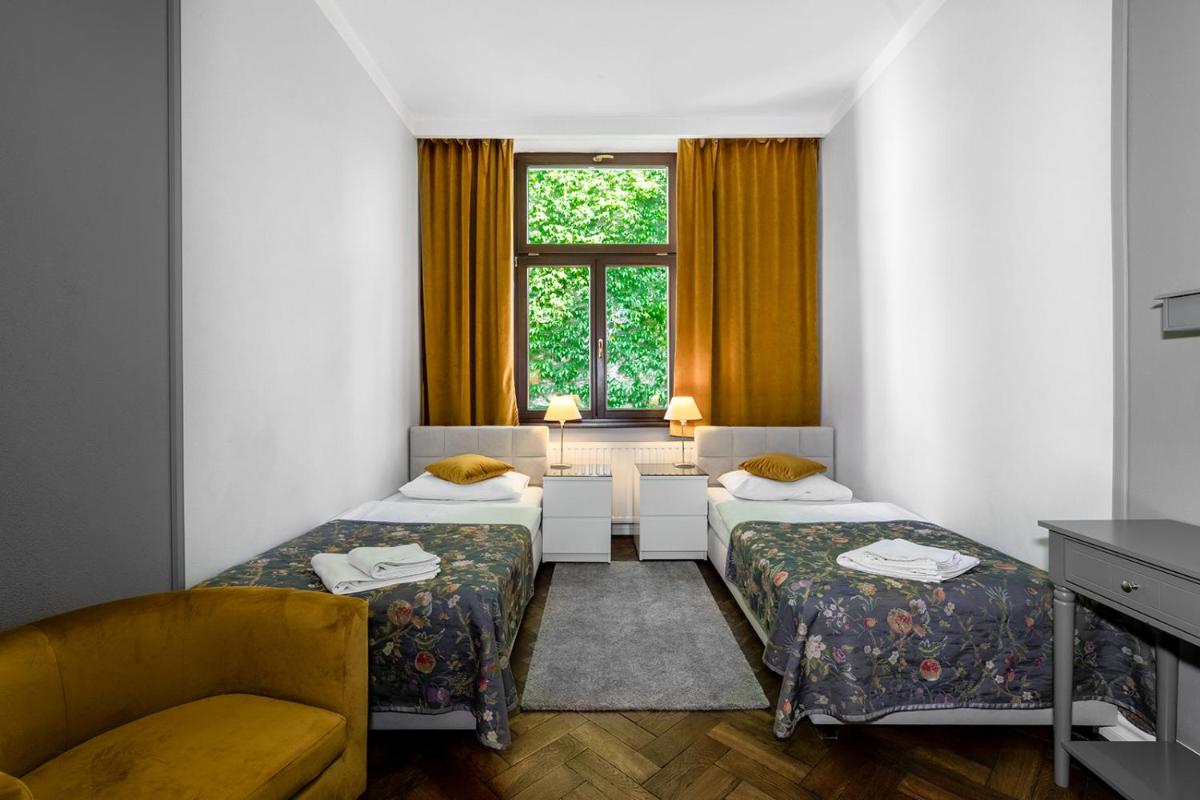 Image 1 of Antique Apartments Old Town