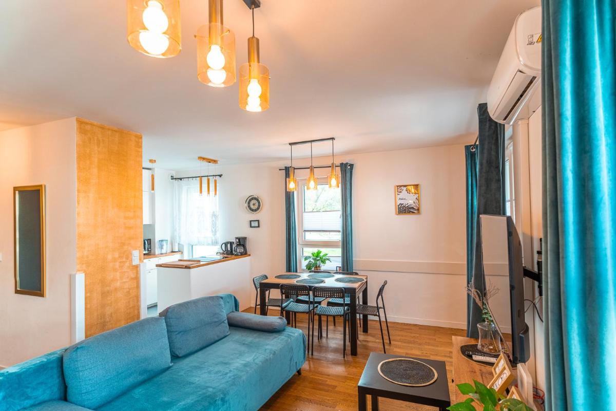 Image 3 of Apartament Chmielna Gold