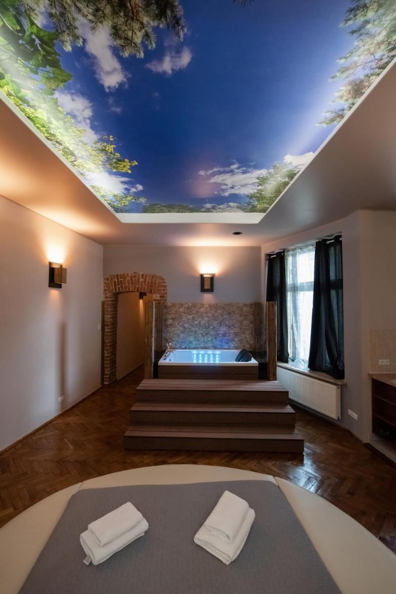 Image 4 of Apartament z jacuzzi Kraków Rynek