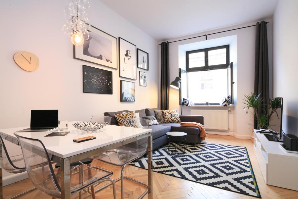 Image 1 of BRACKA 15 – Main Square Apartments by MINT APARTMENT
