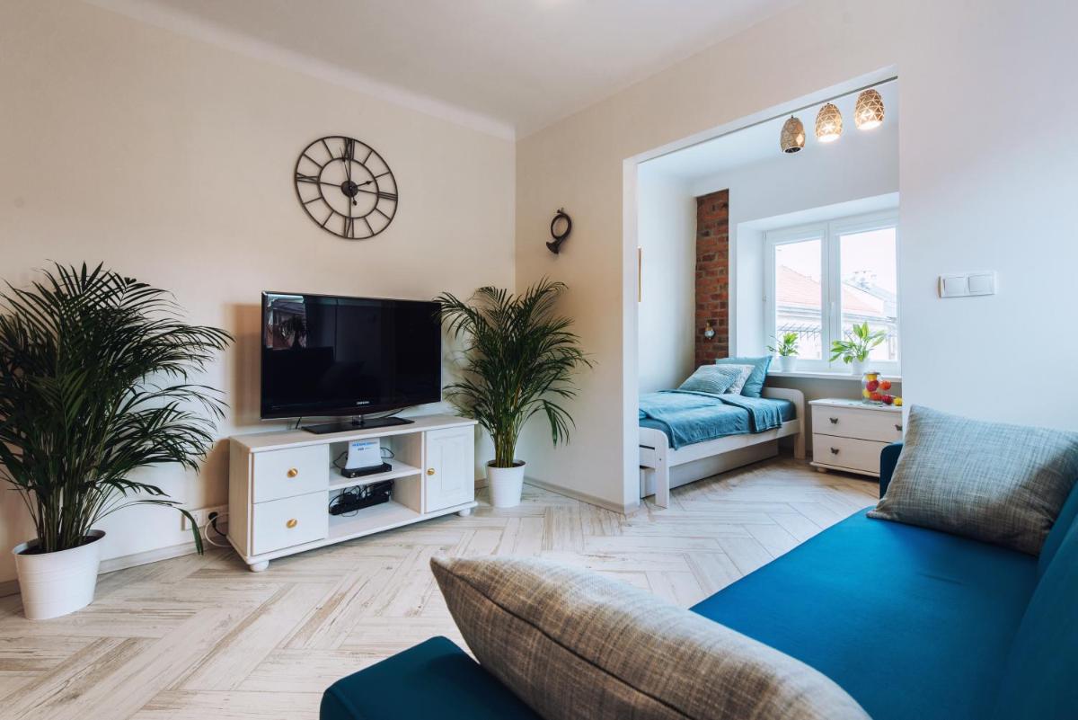 Image 4 of BRAND NEW ! Lovely Apartment in the fabulous location OLD TOWN JEWISH TOWN WAWEL CASTLE