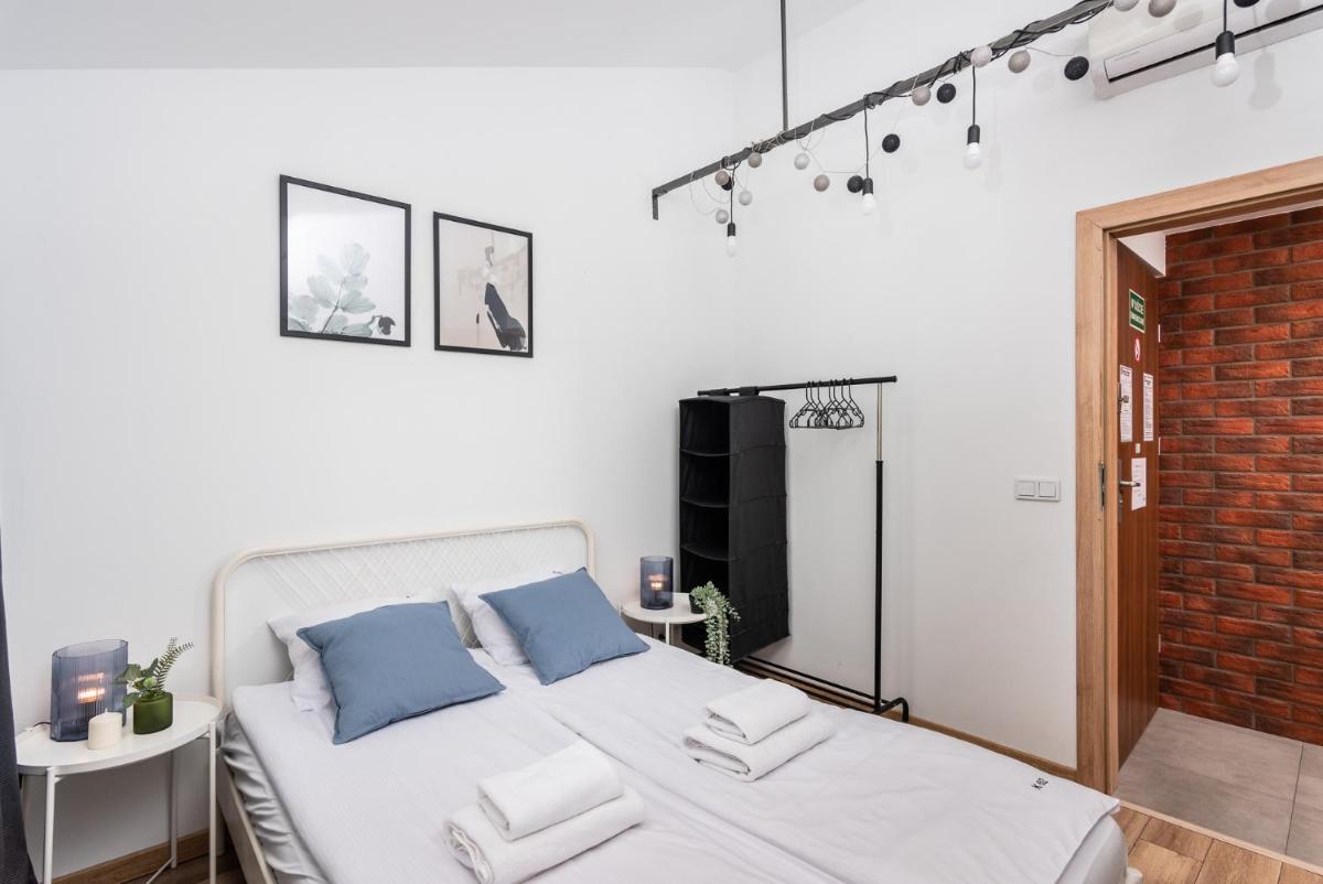 Image 6 of Blossom – Old Town Residence – by Upstairs
