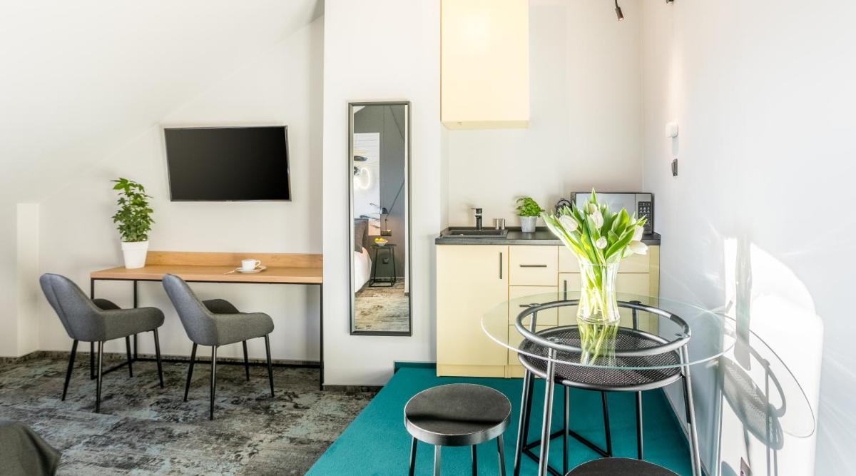 Image 3 of Camera Apartments