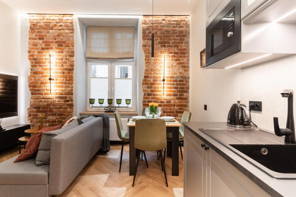 Image of Charm & Comfort Renovated Gem in Old Town Sarego apt B