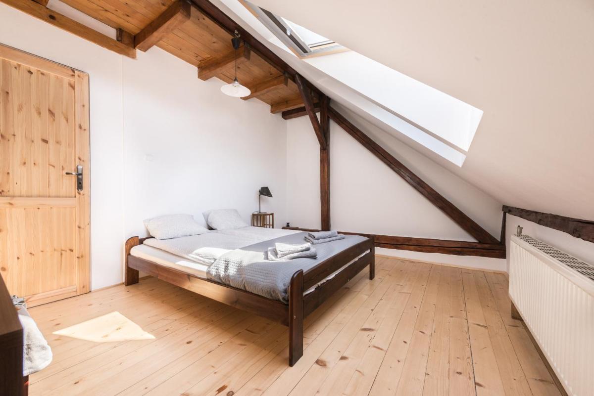 Image 5 of Charming Rustic Old Town Apartment