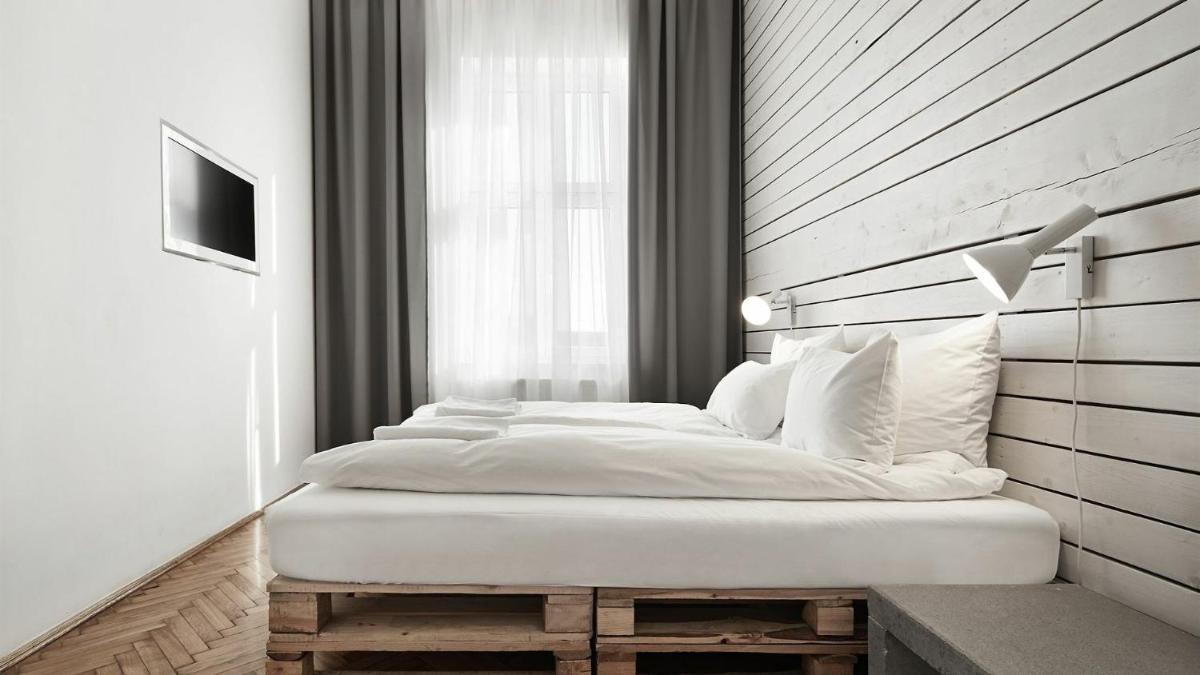Image 4 of CityNest Apartments