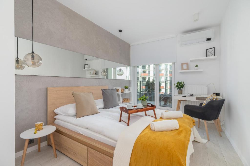 Image of City Centre & Modern Quiet Apartment with Parking by Renters Prestige