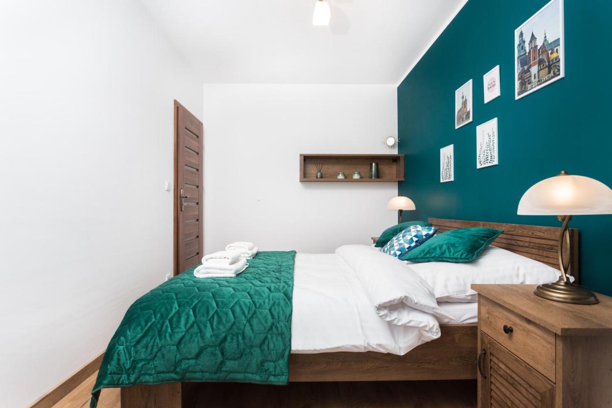 Image 1 of City of the Kings – Wolf Apartment