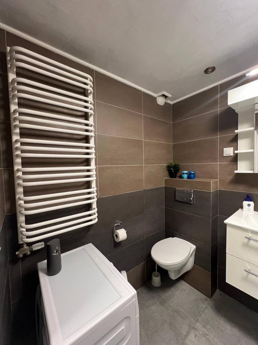 Image 4 of Cosy Rooms