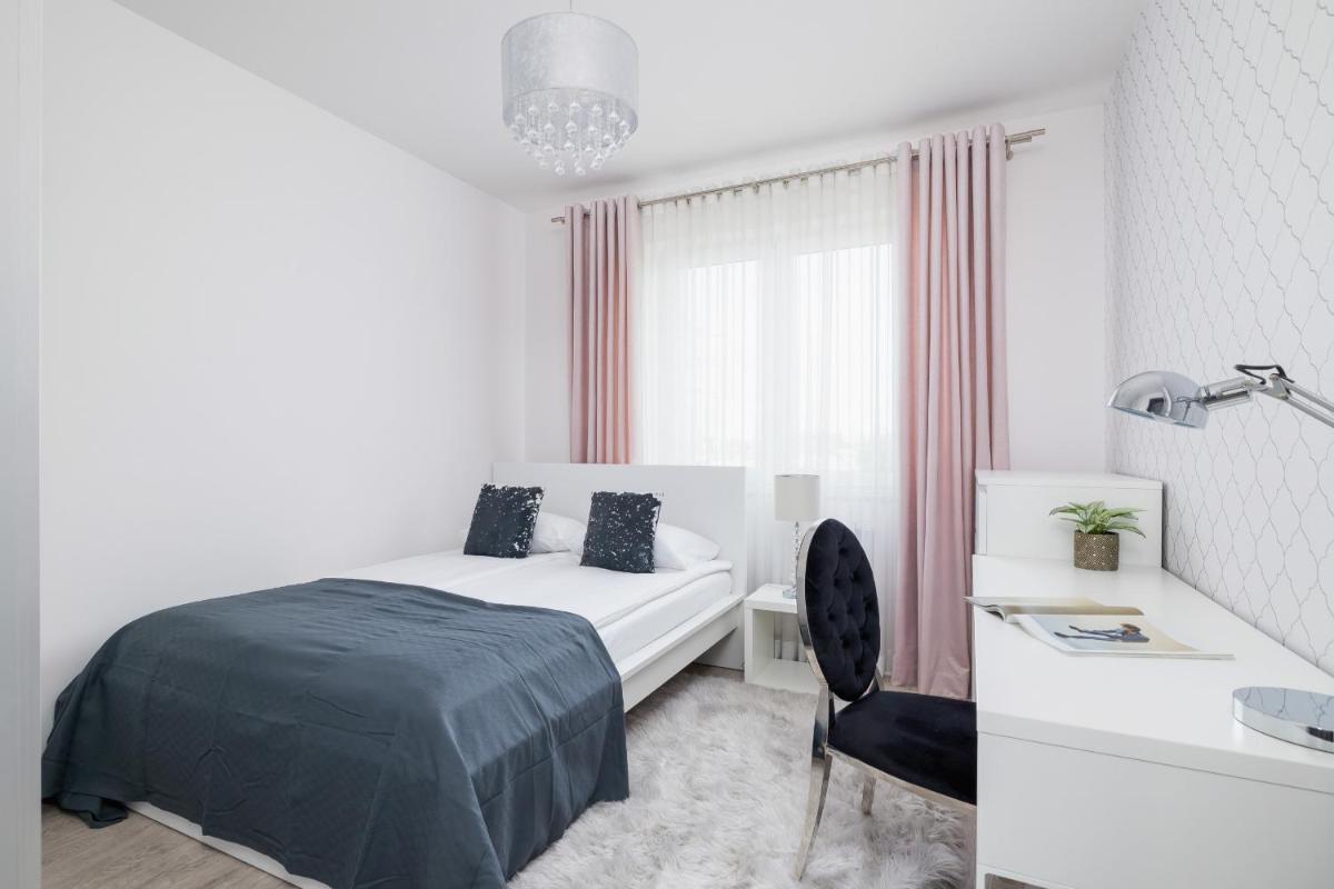 Image 4 of Cracow Prądnik Spacious & Family Apartment with 3 bedroom by Renters Prestige