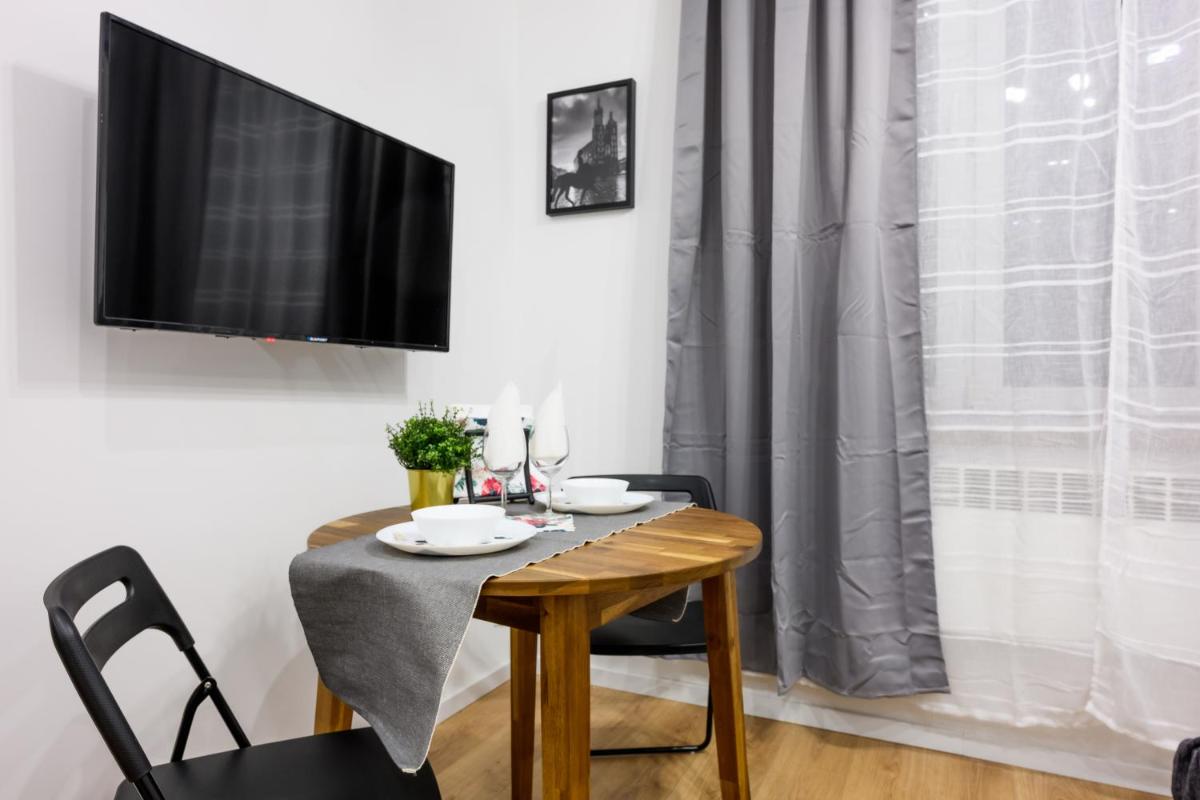 Image 1 of Cracow Rent Apartments – spacious apartments for 2-7 people in quiet area – Kolberga Street nr 3 – 10 min to Main Square by foot