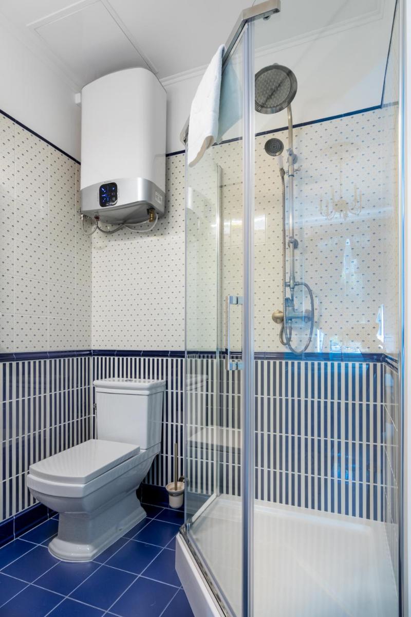 Image 3 of Domles Apartments