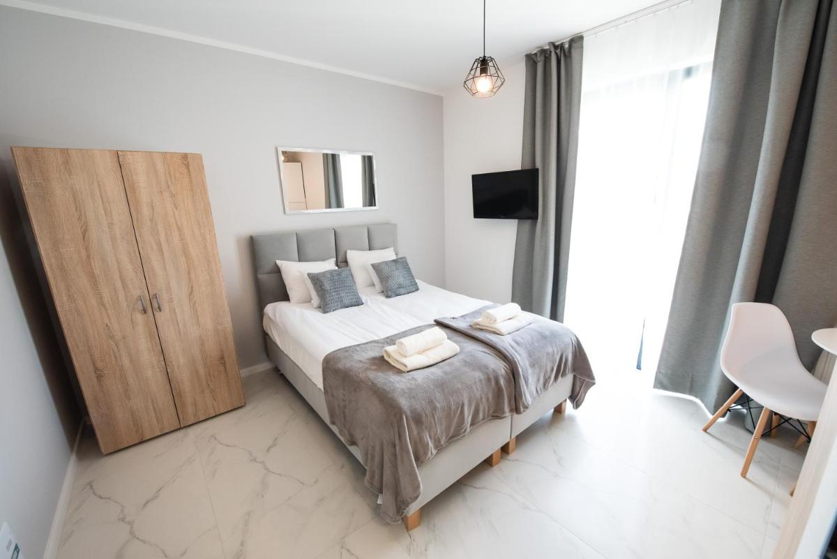 Image 1 of Estella Apartment