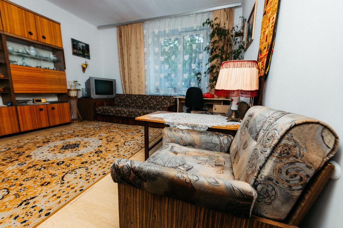 Image 4 of Feel The Old Socialist Style Apartment