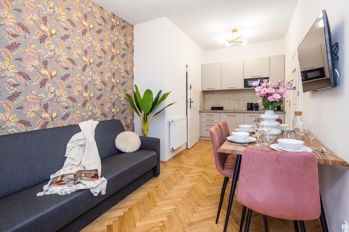 Image 4 of Gallery 7 – Apartment 7