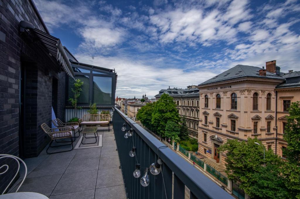 Image of InPoint Apartments G15 near Old Town & Kazimierz District & Optional Paid Parking