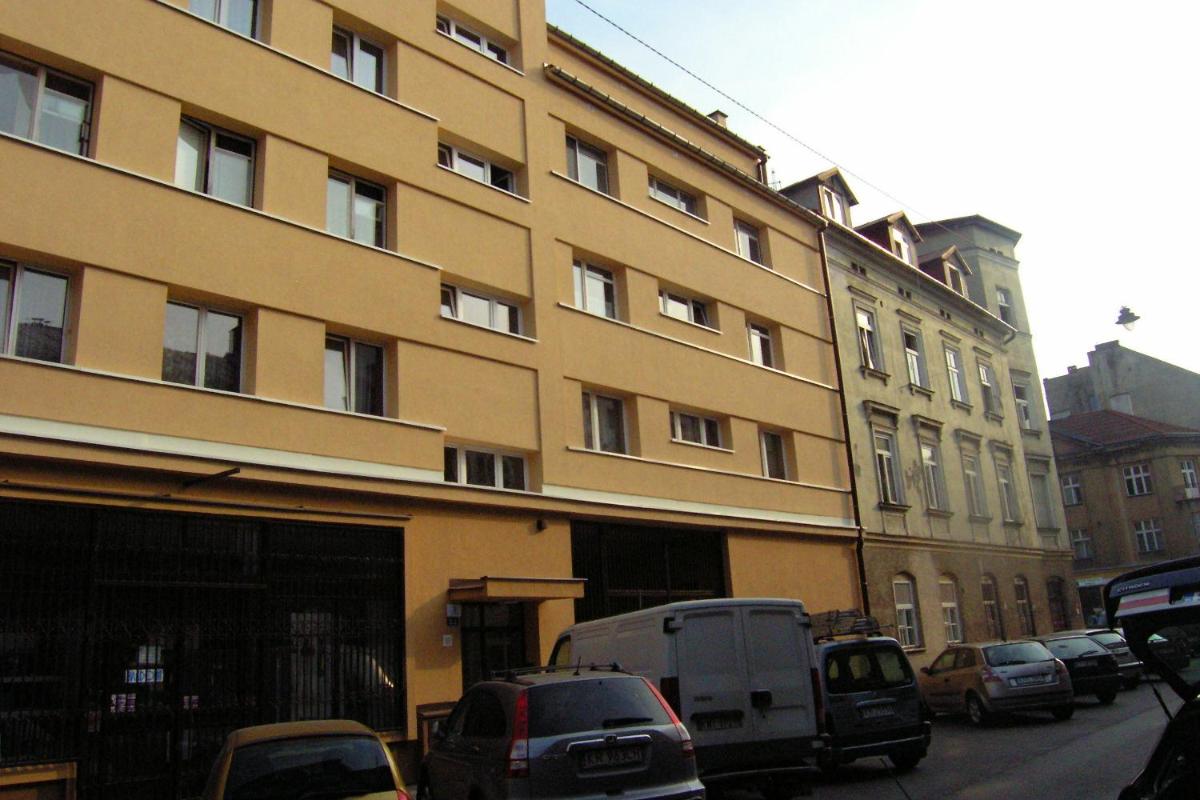 Image 5 of Irish Apartment