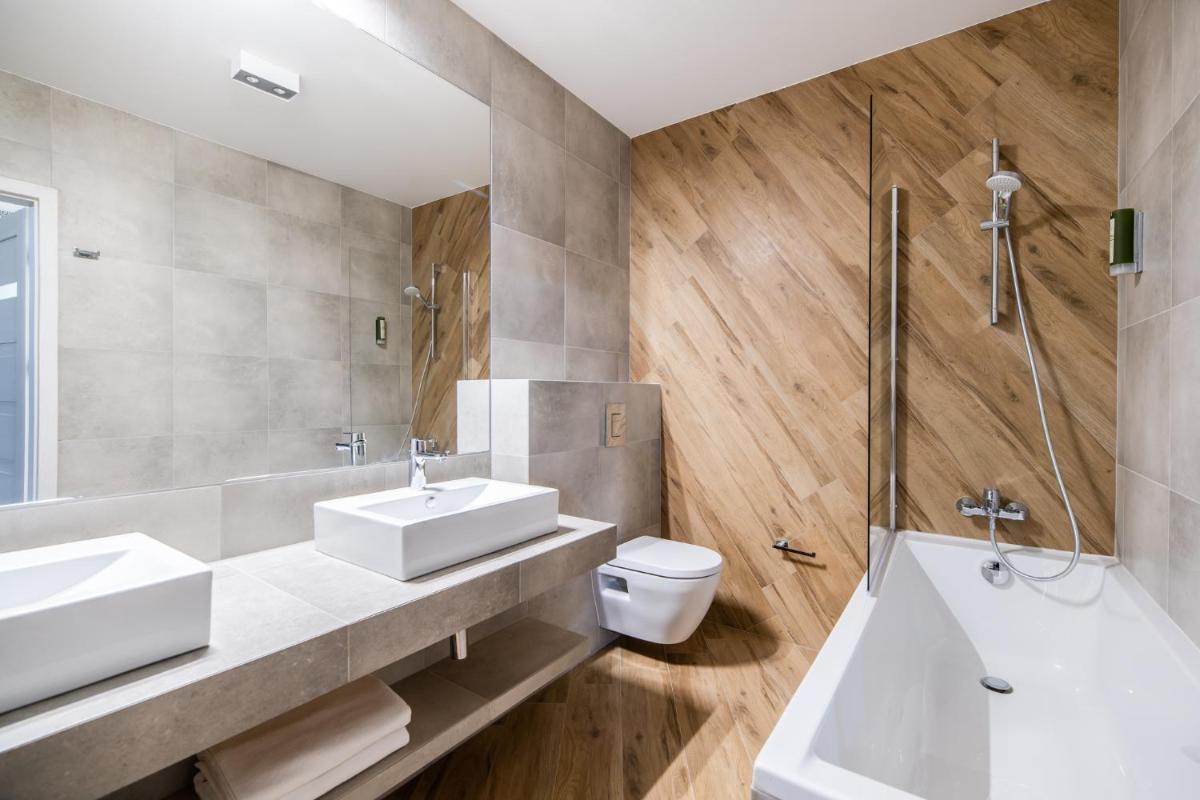 Image 2 of Krakow Square Residence