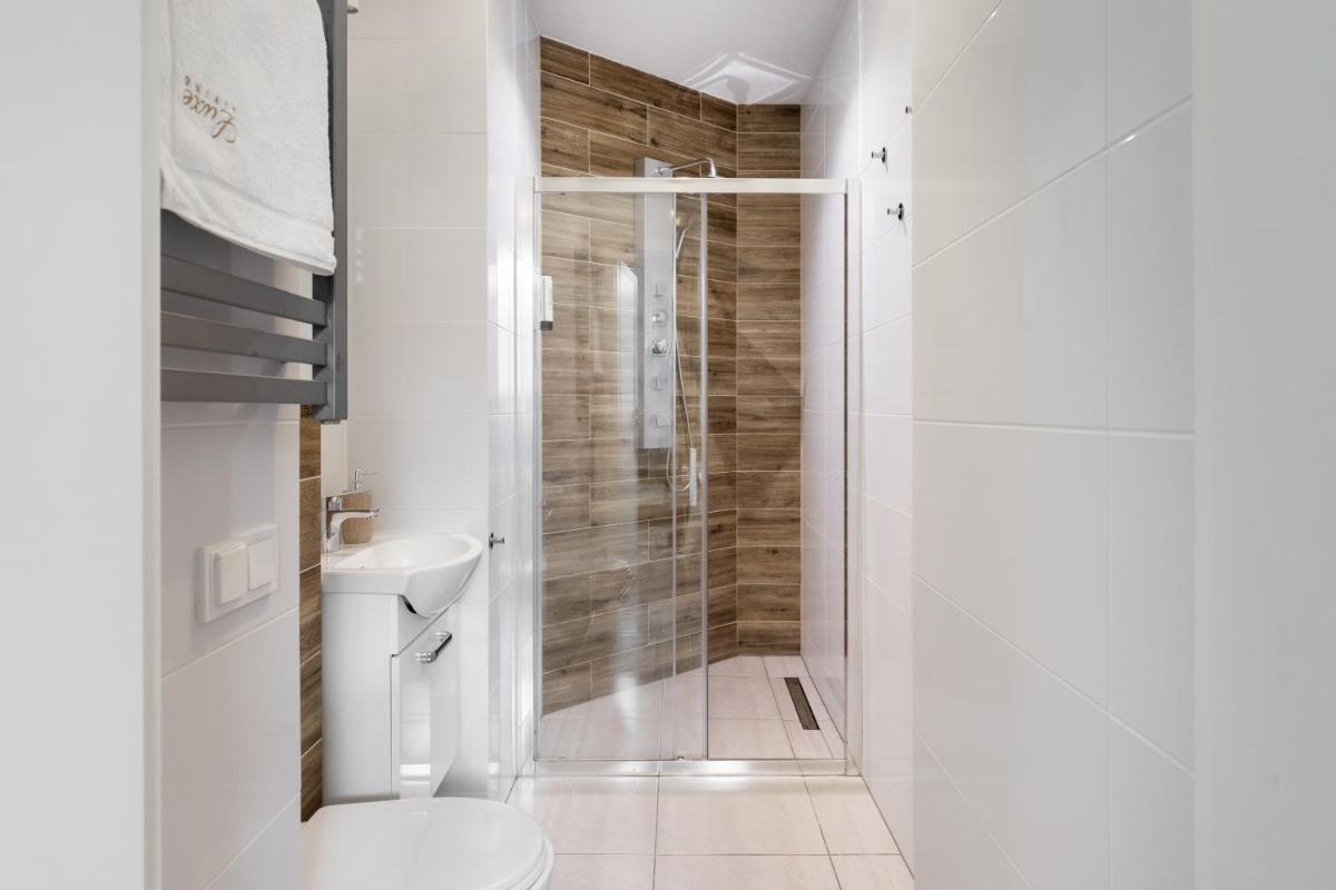 Image 1 of Luxe Living Castle View