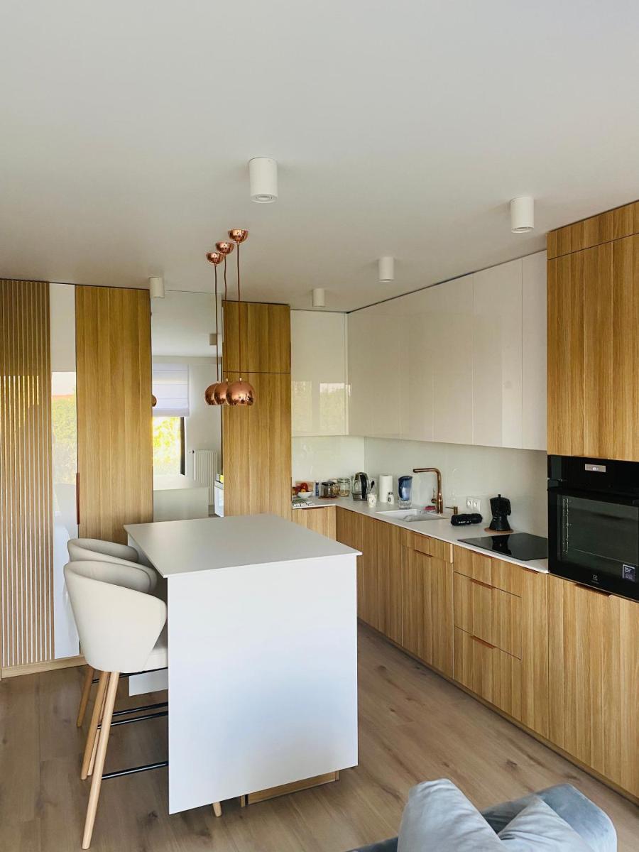 Image 3 of Luxury White Apartment in Park Lotników