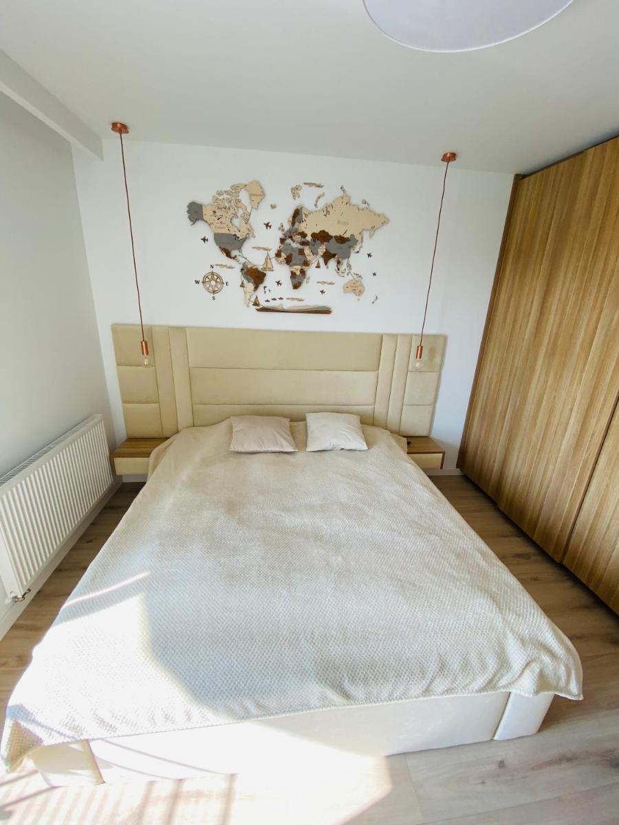 Image 6 of Luxury White Apartment in Park Lotników