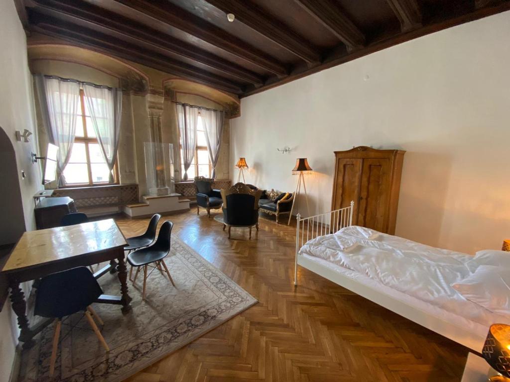 Image of Main Square 18 King Apartament