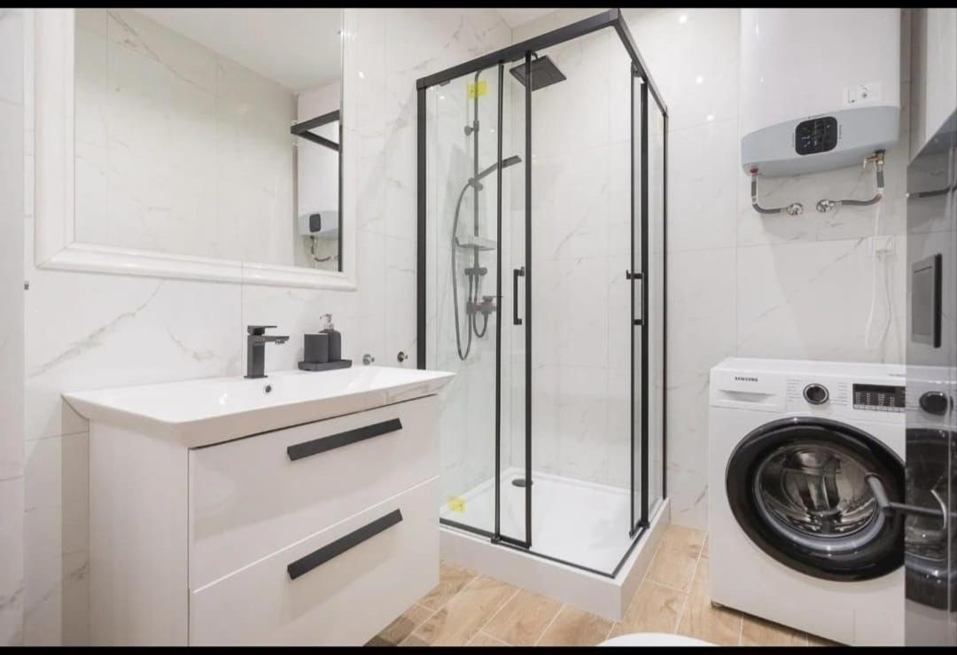 Image 4 of Malila Premium Apartments Cracow City Rtm Zbigniewa dunin Wąsowicza#4