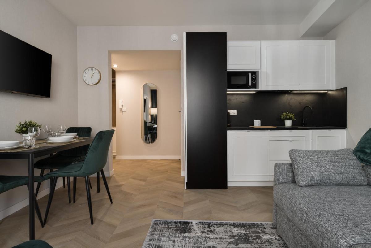 Image 1 of Metropolis Apartments