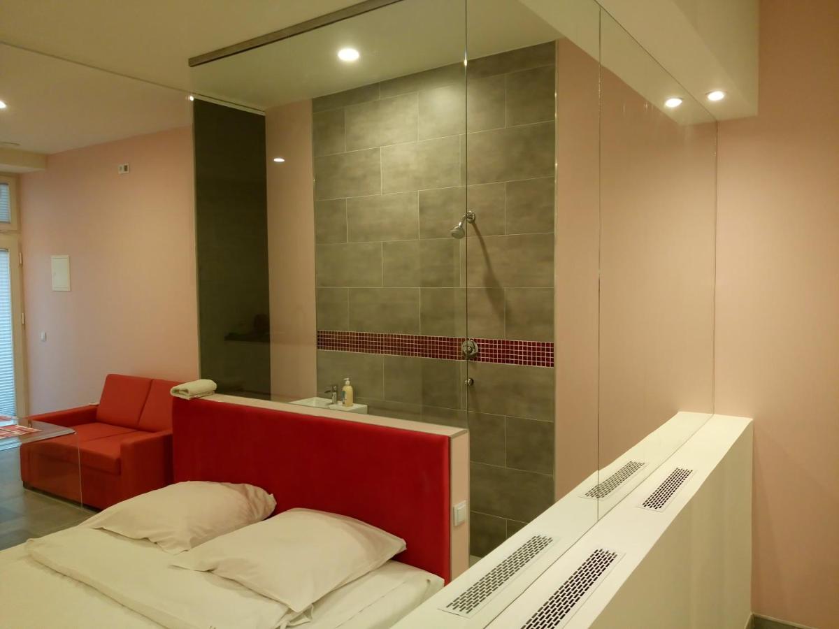 Image 2 of Mirror Apartments
