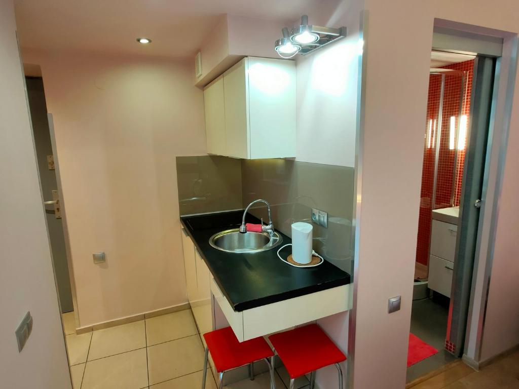 Image of Mirror Pink Studio Apartment