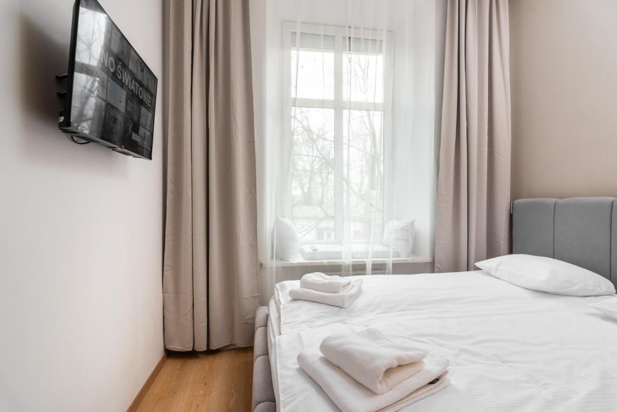 Image 4 of Modern Centrally Located Apartments – by Upstairs
