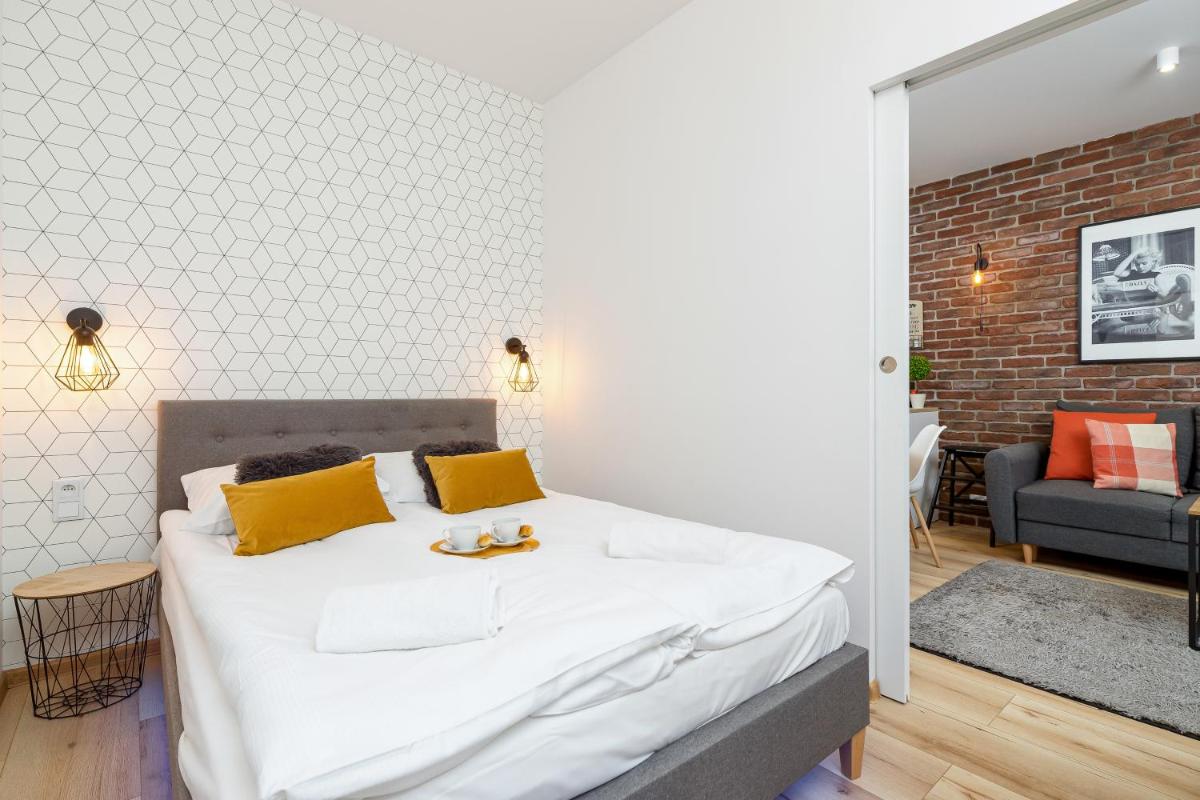 Image 1 of Movie Jacuzzi Apartment at the Main Station by Noclegi Renters