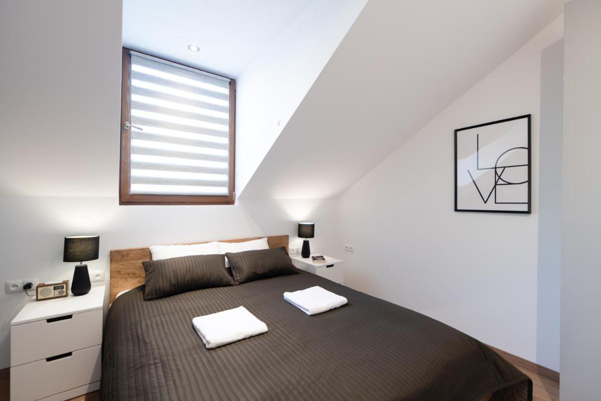Image 1 of NEO SKY Apartment, FREE PARKING, 15 min walk Old Town&Kazimierz – by Homelike Krakow