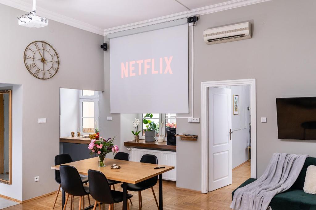 Image of Old Town Luxury Apartment – Rynek Szewska