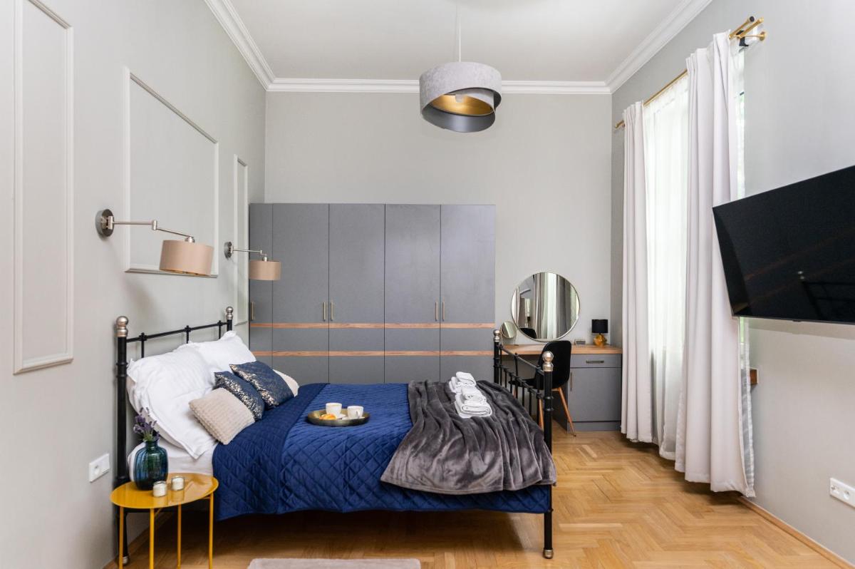 Image 1 of Old Town Luxury Apartment – Rynek Szewska