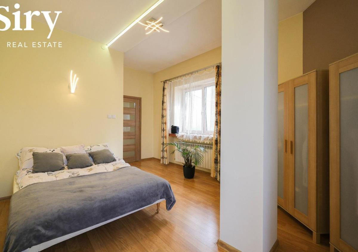 Image 1 of Penthouse in the Center Free parking – by Hosty