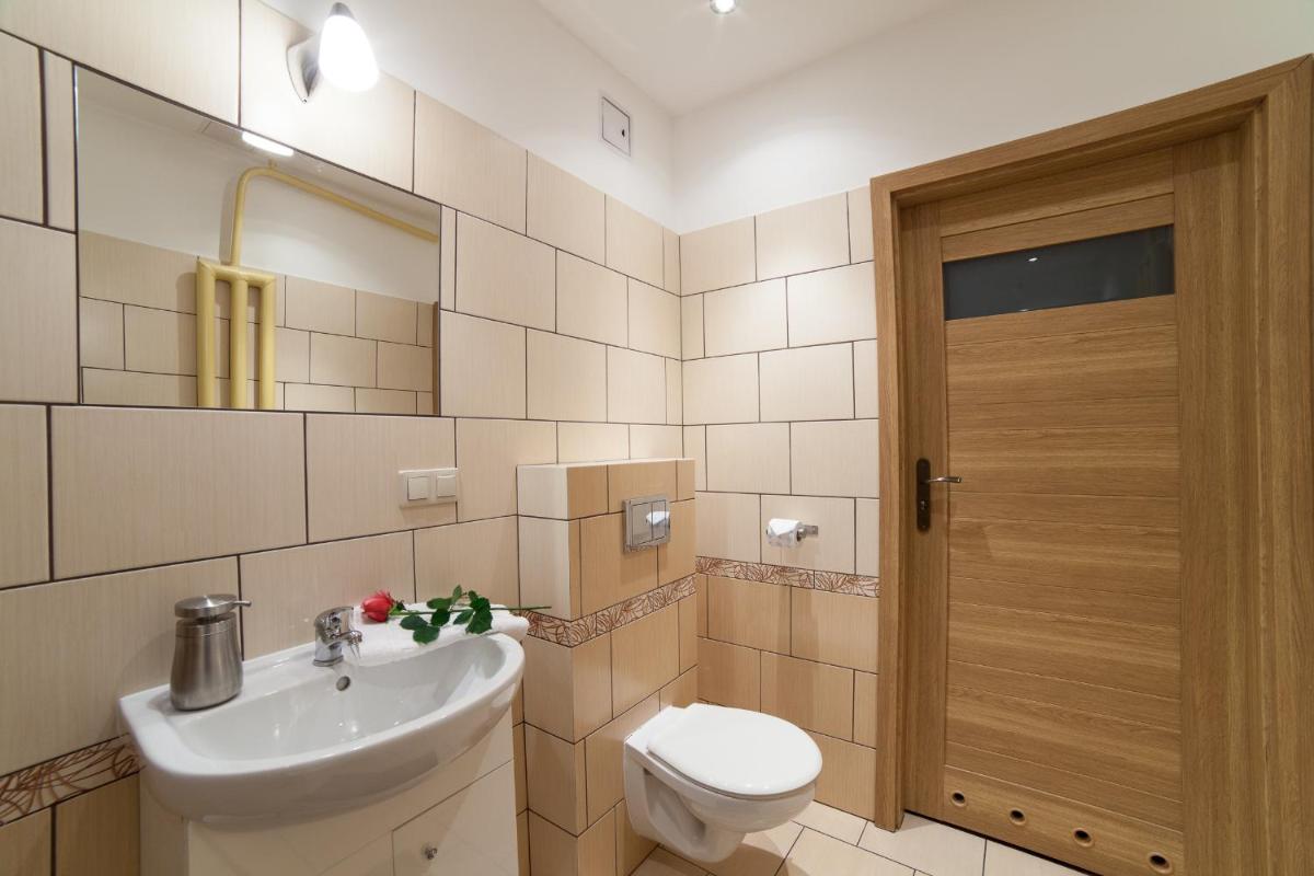 Image 2 of Place 4 You Apartments