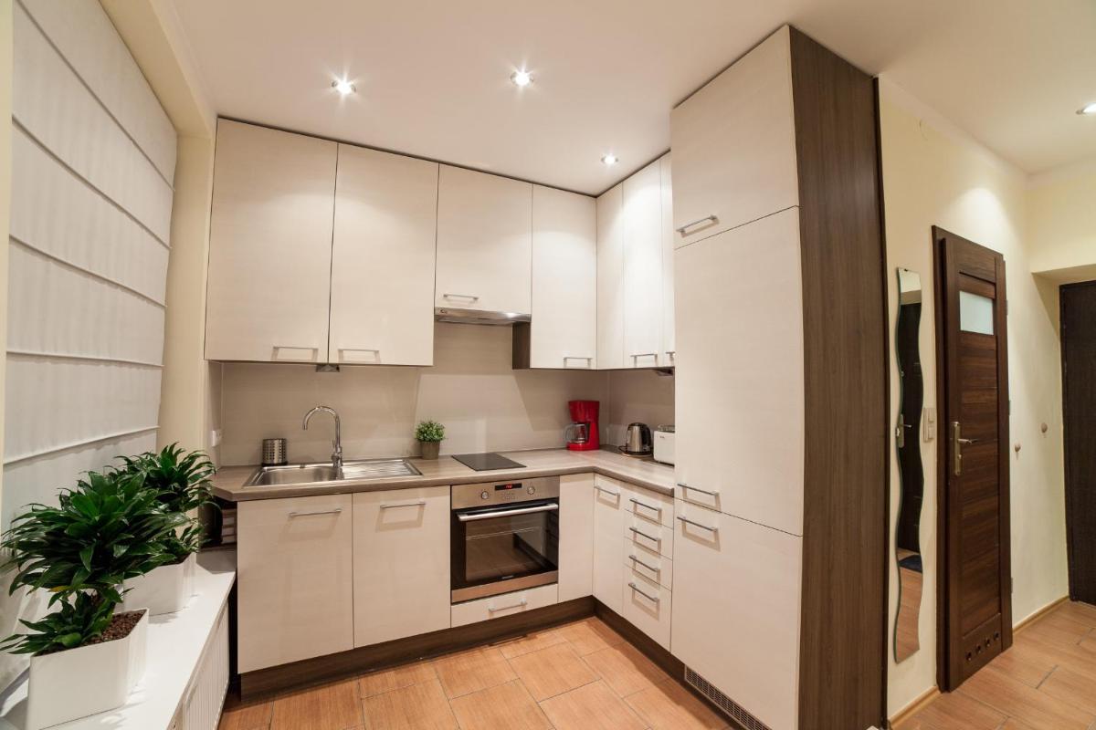 Image 3 of Place 4 You Apartments