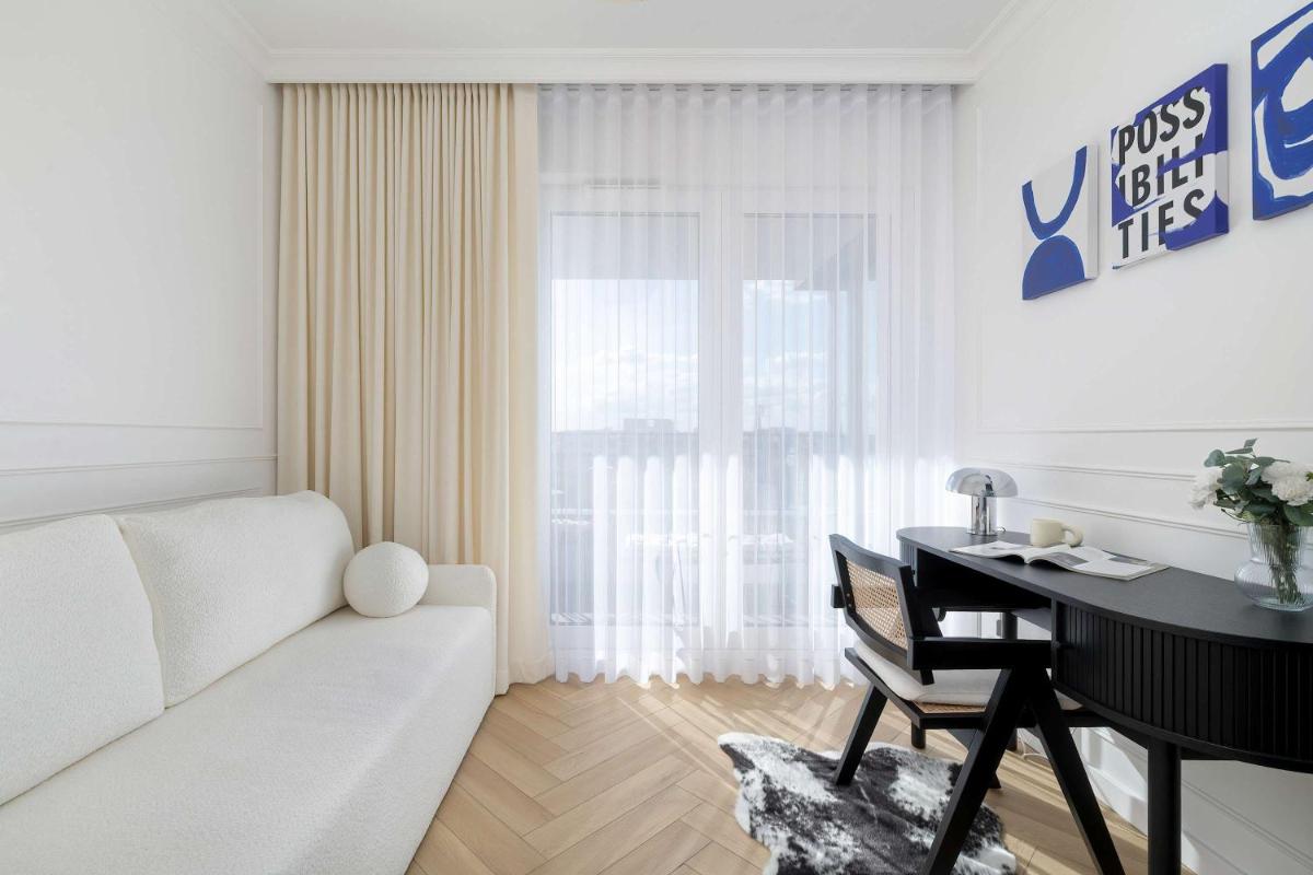 Image 4 of Prandoty Stylish Apartment with Balcony & Parking in Cracow Old Town by Renters Prestige