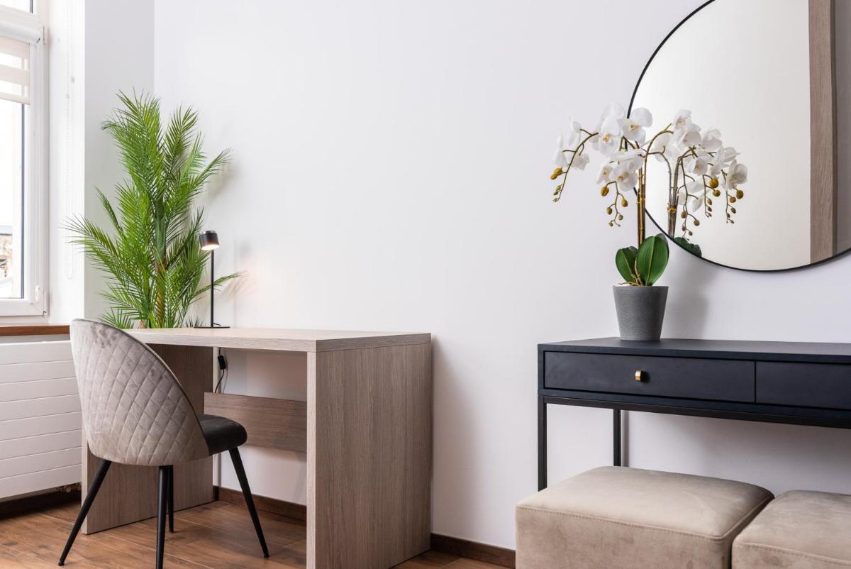 Image 4 of Premium Splendid Old Town Suites – by Upstairs