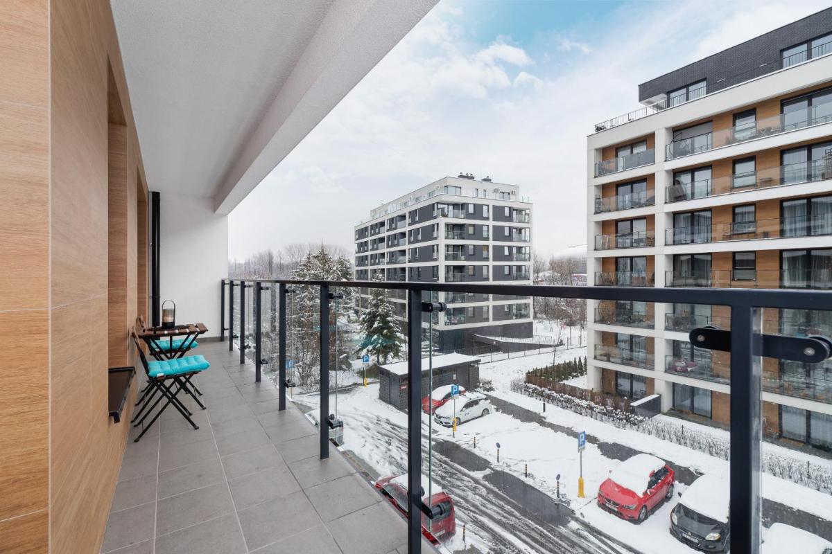 Image 5 of Tauron Arena Premium Apartment with Underground & Outdoor Parking by Renters Prestige