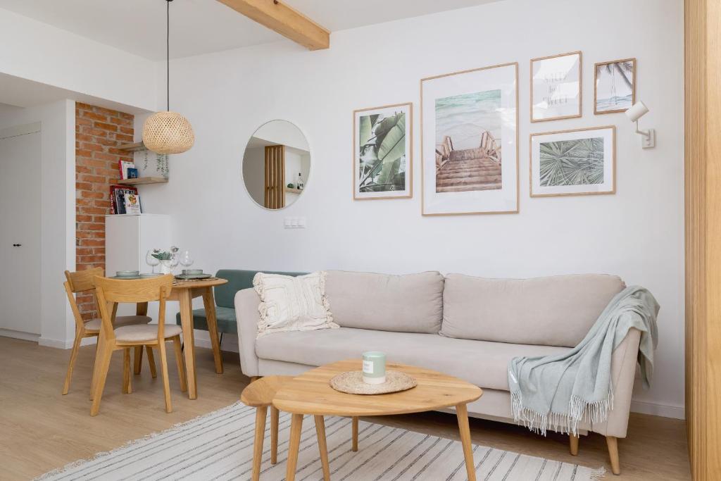 Image of Unique Air-conditioned Apartment Dietla Cracow by Noclegi Renters
