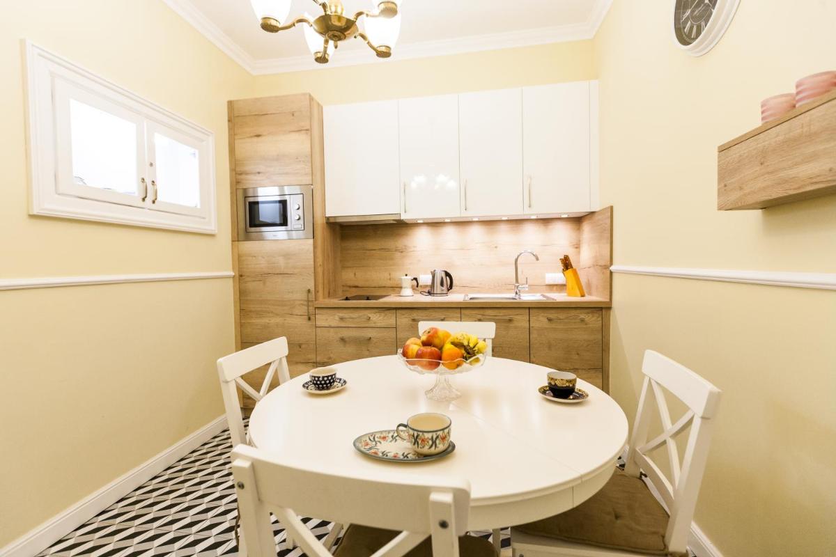 Image 2 of Vintage Poselska Apartment
