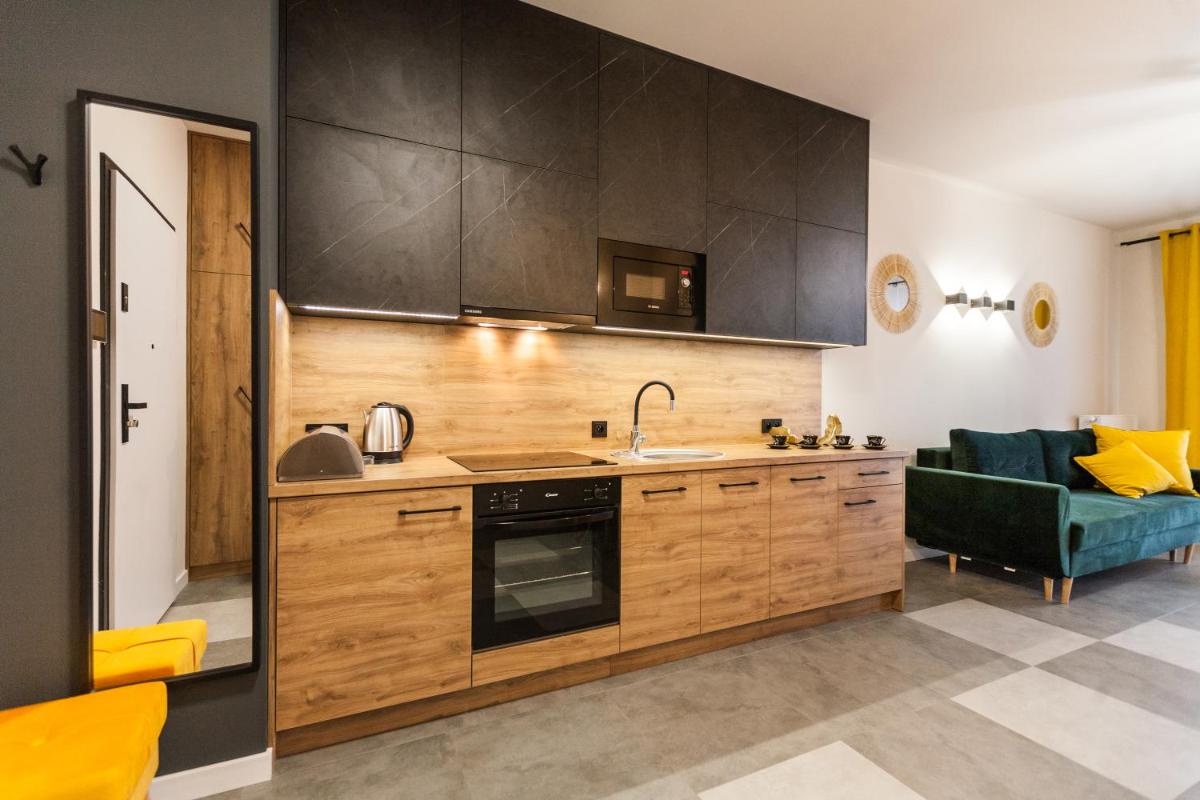Image 2 of Vintage Rakowicka Apartment