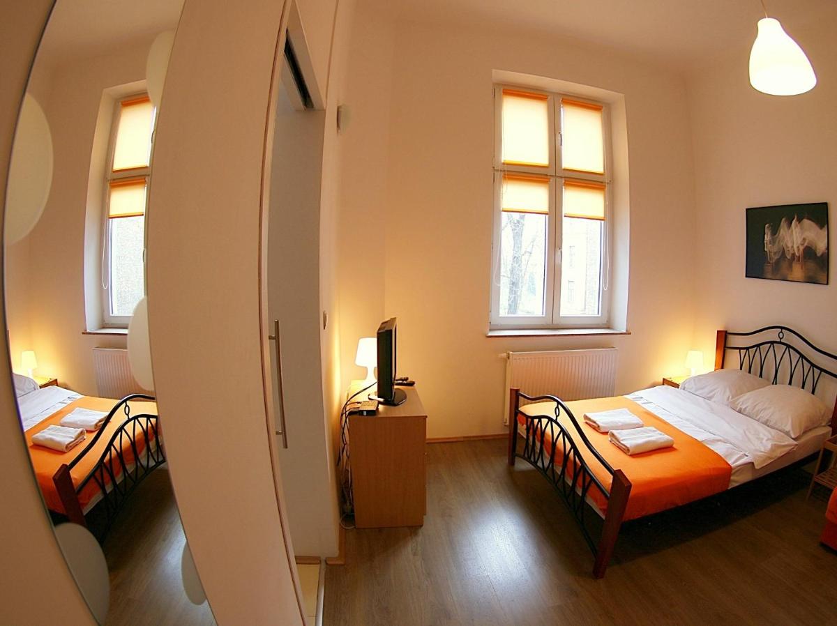 Image 1 of VisitKrak