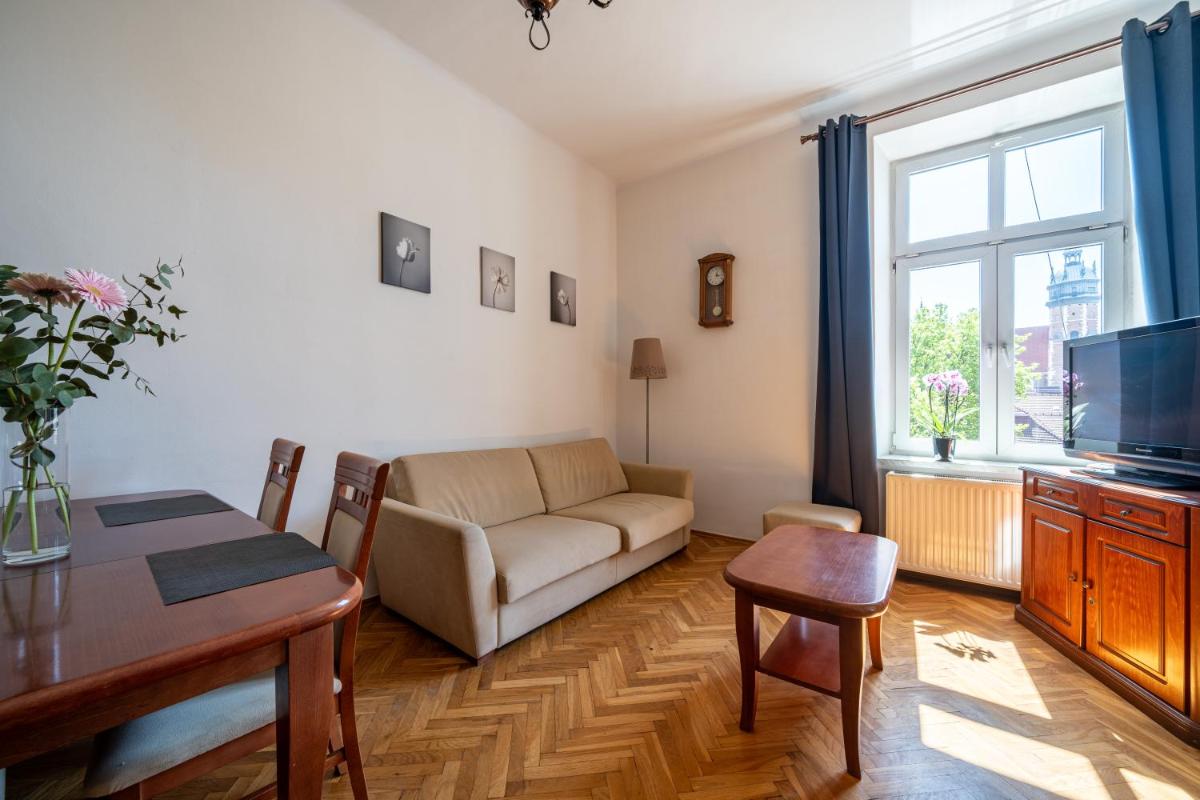 Image 4 of Vista View Apartment