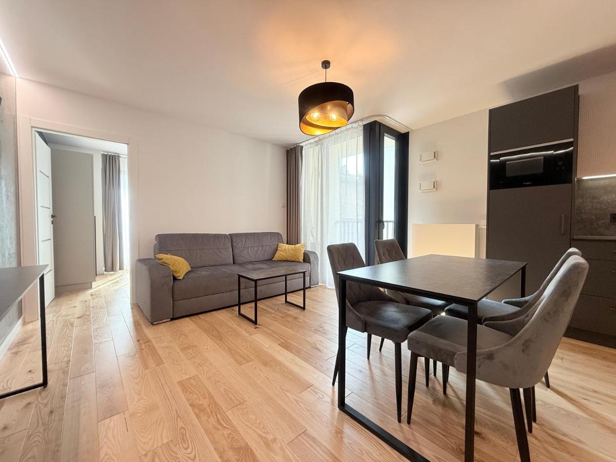 Image 4 of Vistula Avenue Apartment free Parking, Swimming Pool, Sauna & Gym