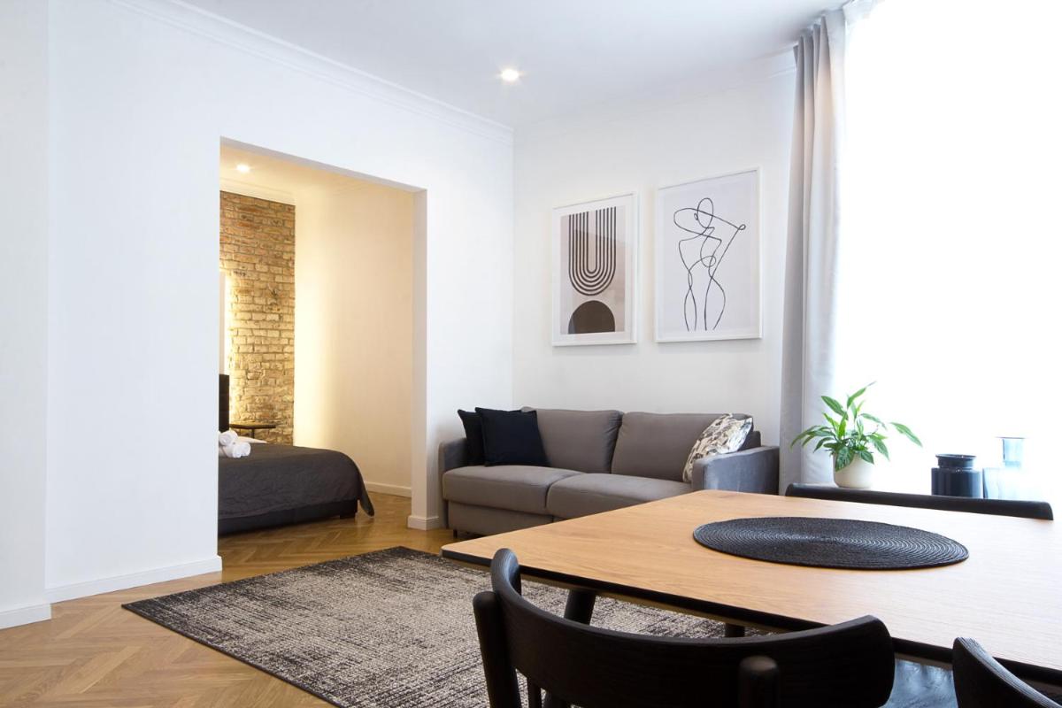 Image 3 of Wanderlust Apartments