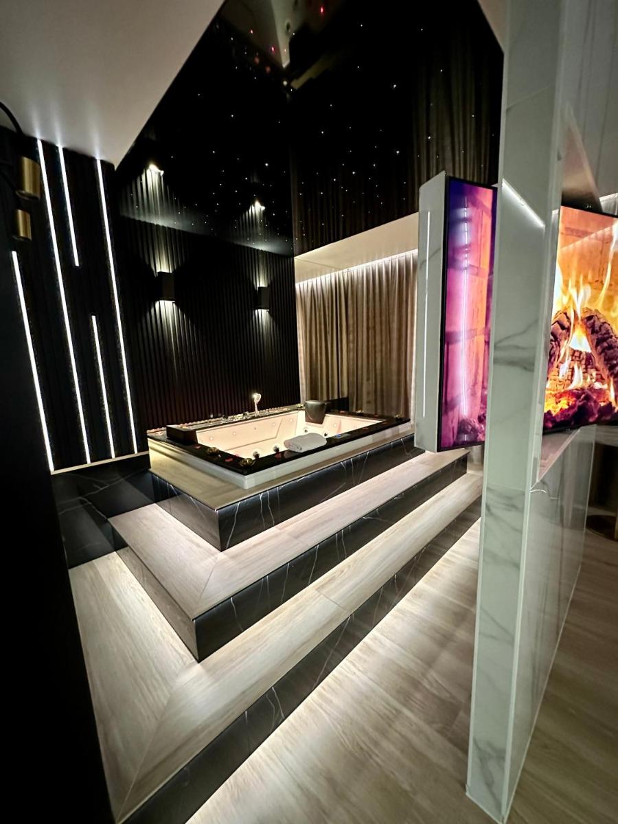 Image 3 of Wiślane Tarasy VIP Apartamenty JACUZZI