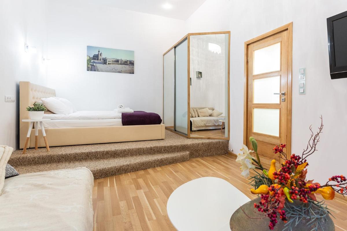 Image 1 of XXL Apartment Old Town 24 h – check in, Wi-Fi